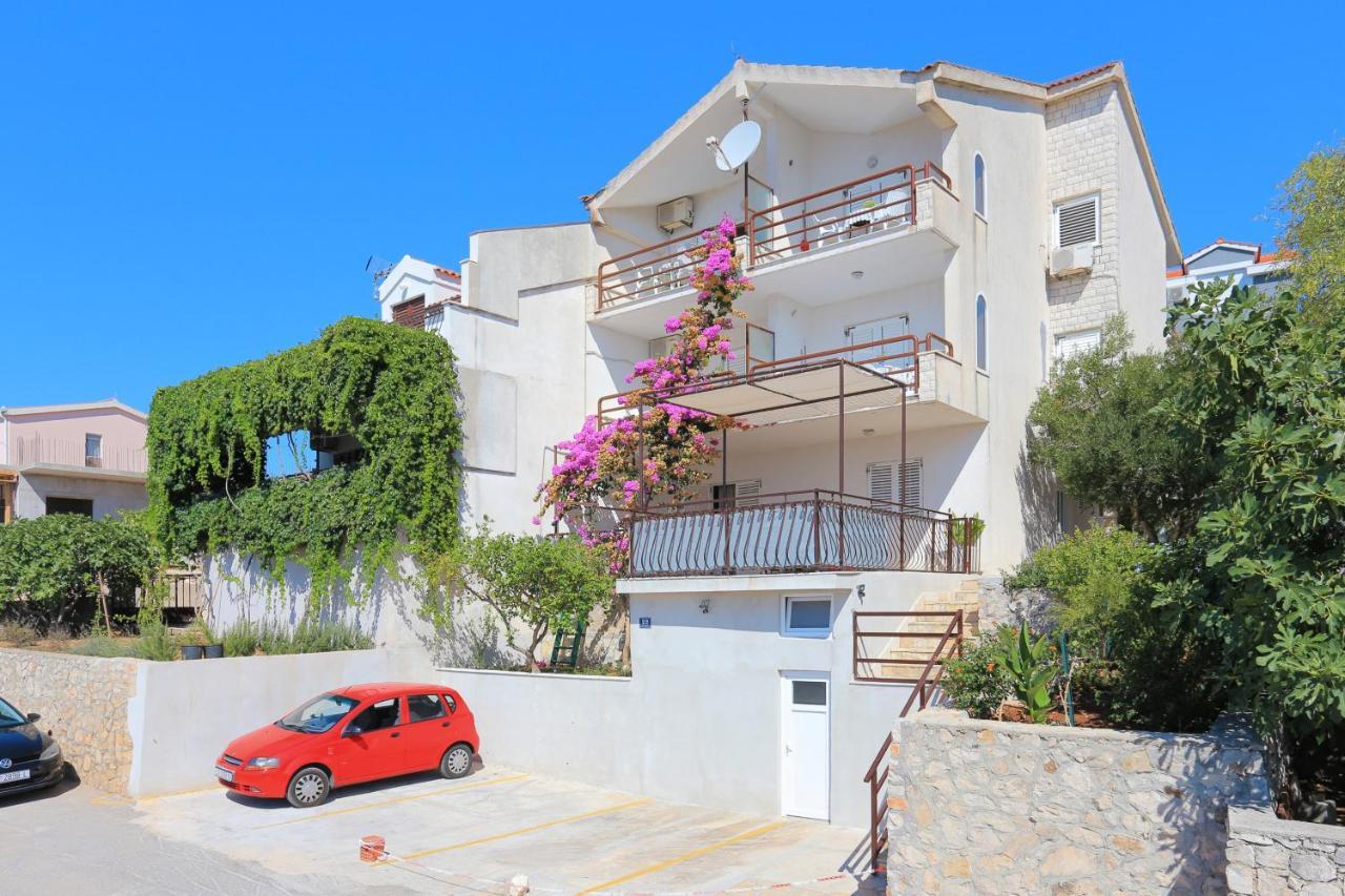 Apartments By The Sea Rastici, Ciovo - 11723 Trogir Eksteriør bilde