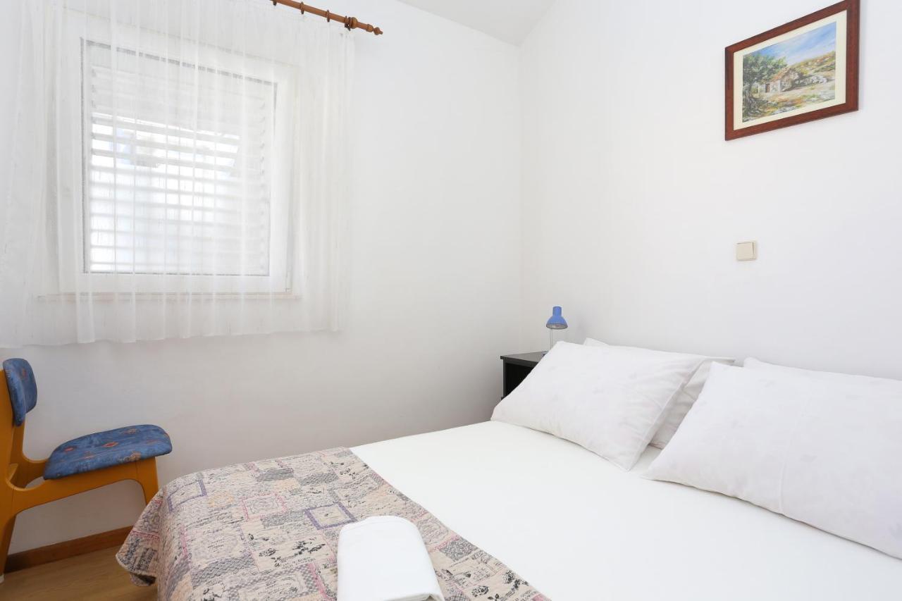 Apartments By The Sea Rastici, Ciovo - 11723 Trogir Eksteriør bilde